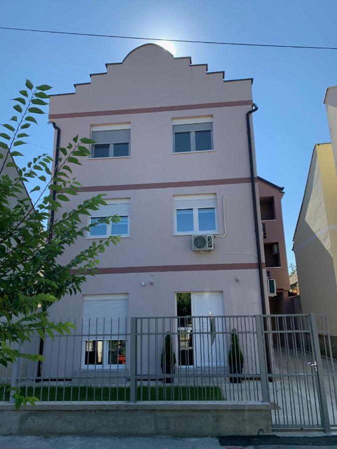 Apartman Sunny Sombor Exterior foto